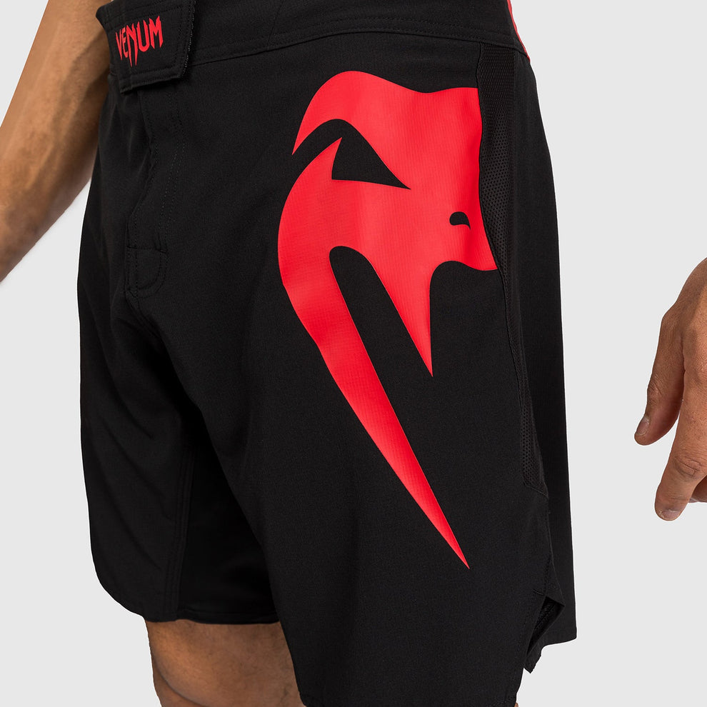 Short Venum Light 5.0