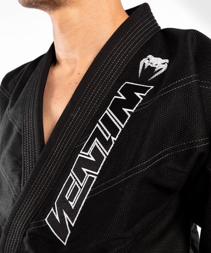 Gi Venum Elite light 3.0 color Negro